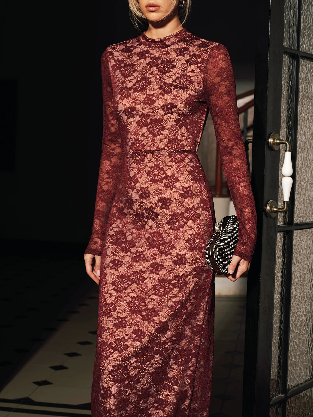 Lace Long Sleeve Fitted Backless Maxi Dress